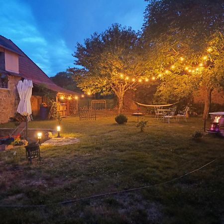 L'Escale Du Banquet Bed & Breakfast Mhère Екстериор снимка