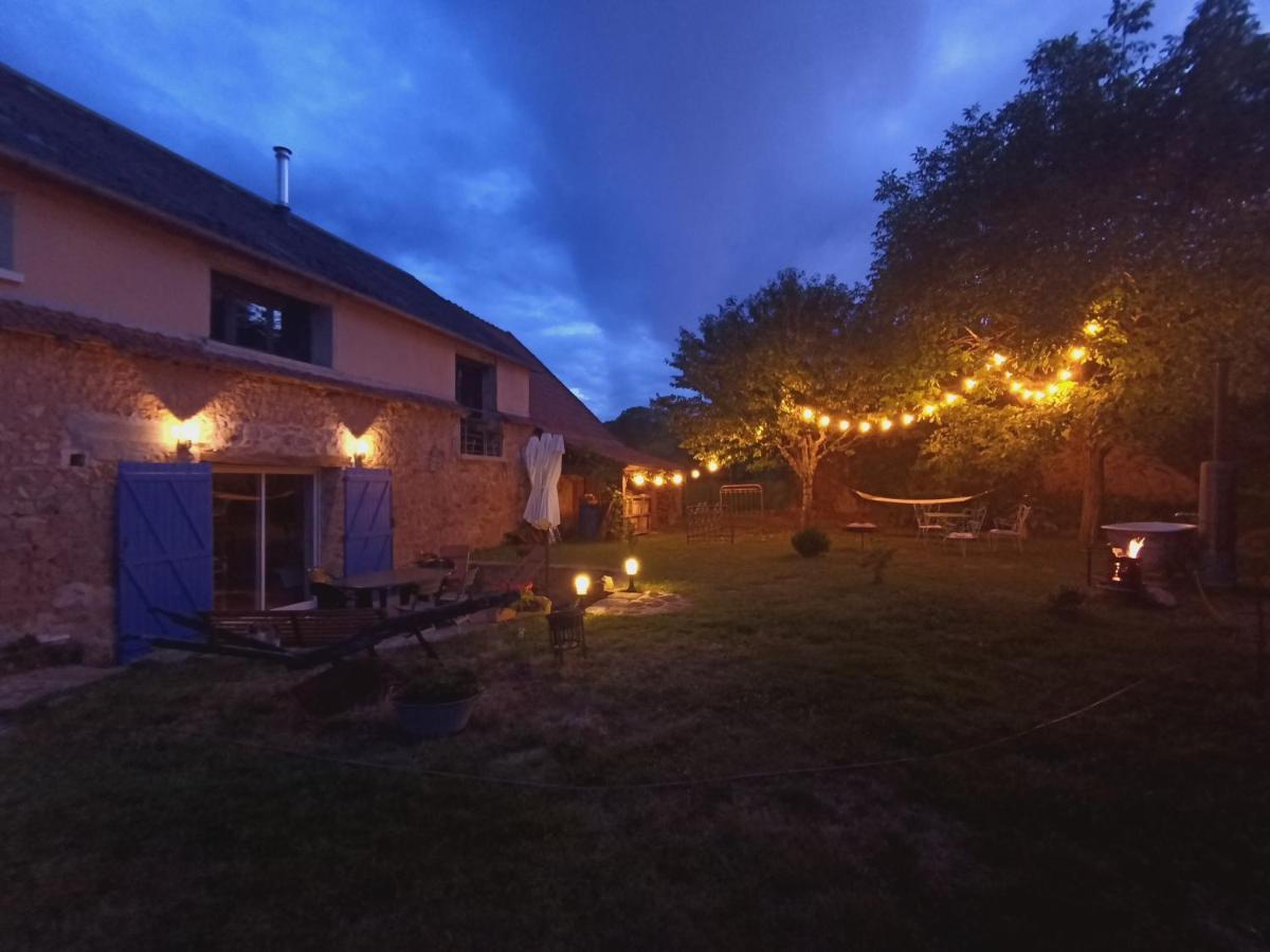 L'Escale Du Banquet Bed & Breakfast Mhère Екстериор снимка